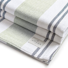Load image into Gallery viewer, Deco Bed Blanket - Amana Woolen Mill