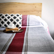 Load image into Gallery viewer, Mod Cotton Bed Blanket - Amana Woolen Mill