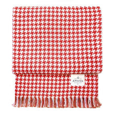 Load image into Gallery viewer, Hardy Houndstooth Cotton Throw Blanket - Amana Woolen Mill