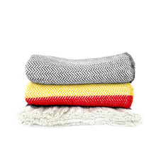 Load image into Gallery viewer, Illusion Wool Throw Blanket - Amana Woolen Mill