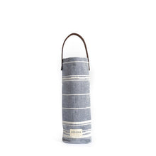 Load image into Gallery viewer, Amana Weave Wine Tote - Amana Woolen Mill
