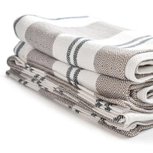 Load image into Gallery viewer, Deco Bed Blanket - Amana Woolen Mill
