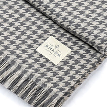 Load image into Gallery viewer, Hardy Houndstooth Cotton Throw Blanket - Amana Woolen Mill
