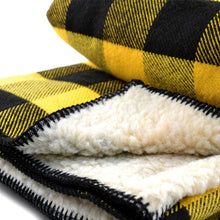 Load image into Gallery viewer, Rob Roy Cotton Throw with Sherpa Backing - Amana Woolen Mill
