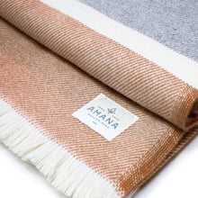 Load image into Gallery viewer, Bow &#39;En Arrow Wool Throw Blanket - Amana Woolen Mill
