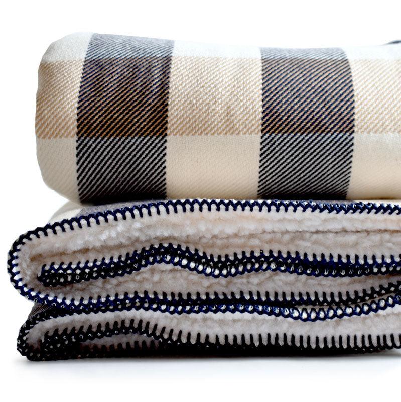 Rob Roy 3-Color Cotton Throw with Sherpa Backing – Amana Woolen Mill